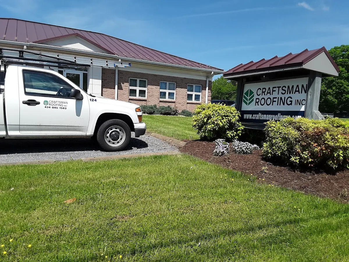 Quality Gutter & Downspout Repair by experienced craftsmen in Salem Center